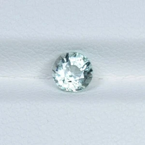 0,65 ct TOP LUZ BRILLANTE PELA VERDE TURMALINA ELBITE NATURAL - ¡5 mm redonda!! - Imagen 1 de 3