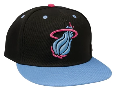 Boné Miami Heat SnapBack ajuste ajustável preto e azul aba plana envio rápido - Imagem 1 de 2