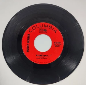 Woody Herman - Sting Ray & Mardi Gras - 45 - Columbia 4-43449 - VG+ or better - Imagen 1 de 2