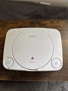 Sony Playstation PSOne Slim Spielkonsole UNGETESTET für Ersatzteile/Reparatur - Bild 1 von 4