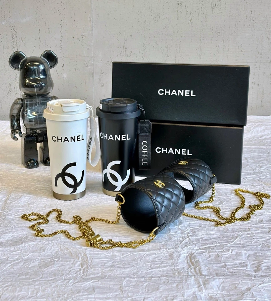 BRANCO- Suporte acolchoado Chanel GWP e copo reutilizável de marca - Caixa Chanel para presente!! - Imagem 1 de 1