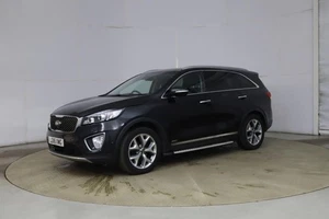KIA SORENTO 2.2 CRDi KX-4 Auto AWD Euro 6 5dr 2016 - Picture 1 of 11