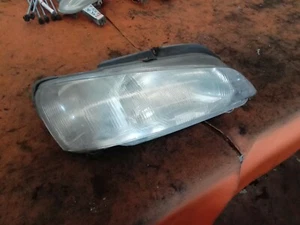 FANALE ANTERIORE DESTRO ANT DX PEUGEOT 106 ORIGINALE USATO - Foto 1 di 7