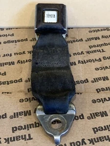 Toyota Land Cruiser FJ40  Seatbelt Vintage Seat Belt Receiver Working 1976-79 - Picture 1 of 7
