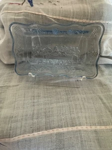 Indiana Glass The Lord's Last Supper Tray Plate Embossed Blue Glass 5.5” x 3.25” - Bild 1 von 6