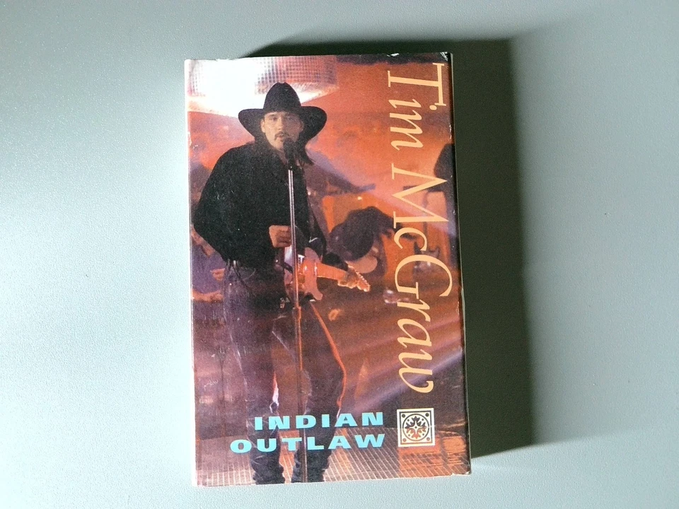Tim McGraw Indian Outlaw Cassette 1994 Curb Records Single - Imagem 1 de 2