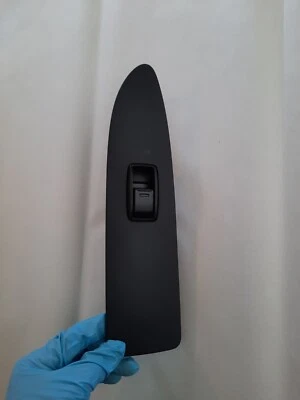 Interruptor de ventana trasera derecha Toyota Avalon 2005 2006 2007 2008 2009  Foto 1 de 4