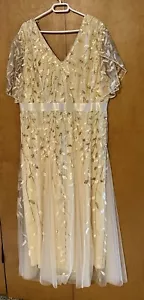 Pinup Fashion Dress NWT Plus Ivory Lace Full Length Maxi GOWN Bell Sleeve 20W - Picture 1 of 8