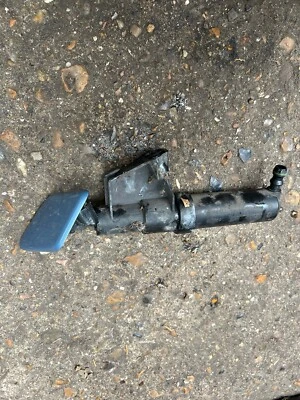 Volvo V50 S40 Headlight Washer Jet Nozzle 1300390109  - Image 1 of 3