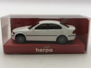 HERPA 022545  BMW E46 SEDAN '98 -WHITE H0 1:87- GOOD IN BOX - 362 - Picture 1 of 5