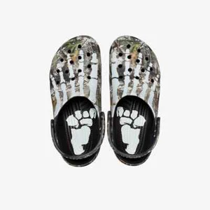 ✅Crocs x Pleasures US 10 EU43-44 Skeleton Realtree Camo Classic Clog 208267-960 - Picture 1 of 6