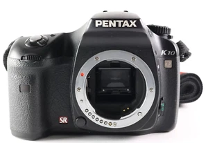 Pentax K K10D 10.2MP Digitalkamera - Schwarz - Bild 1 von 20