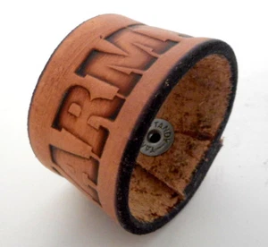 Pequeño Puño de Cuero Águila del Ejército Pulsera Reciclado Unisex Joyería Militar - Imagen 1 de 11