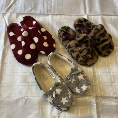 Ladies Slippers Size 4 - Red / White Polka Dots/ Gray White Stars / Leopard New  - Image 1 of 4