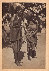 SOMALIA - Water carriers- SIZE OF THE POSTCARD 15 CM x 10 cm. - Publ. Franciscan - Picture 1 of 2