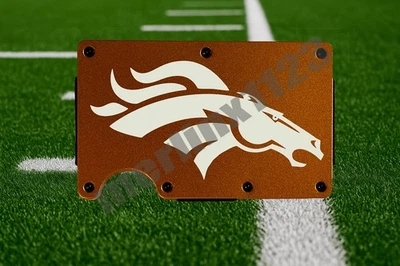 Cartera delgada DCHS Broncos de metal delgado con bloqueo RFID Denver grabada con láser Foto 1 de 4