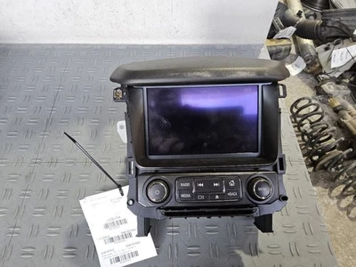 Panel de control de radio GMC YUKON 2015 Opt U42 ID 23445962 Foto 1 de 4