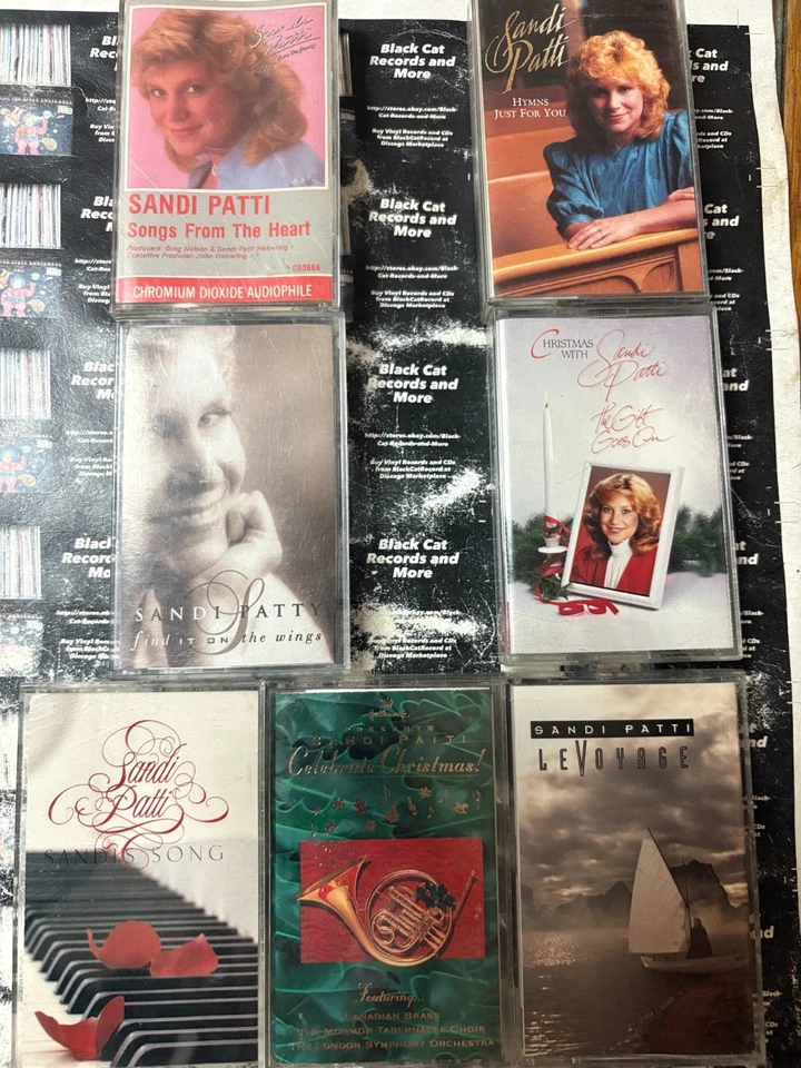 Sandi Patti Sandi's Song Christmas With LeVoyage Hymns Just For You From Heart + - Image 1 of 4