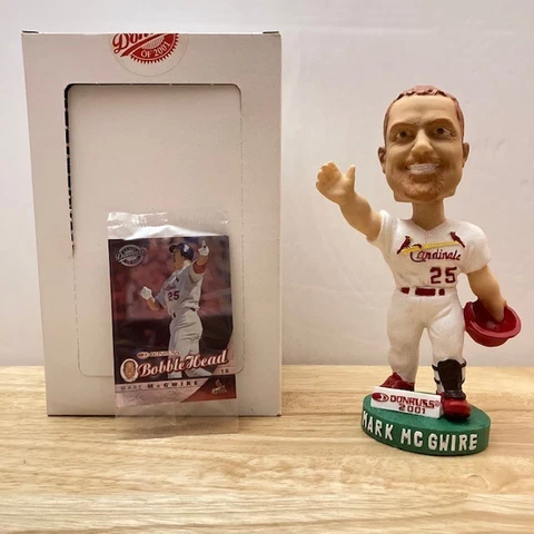 MARK McGWIRE St. Louis Cardinals 2001 Donruss Bobblehead + Card *LE /2000* [A] Cover
