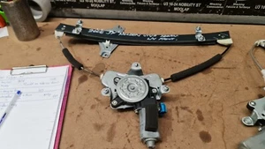 HOLDEN VIVA JF 2008 MODEL LEFT HAND FRONT PASSENGER WINDOW REGULATOR - Picture 1 of 2