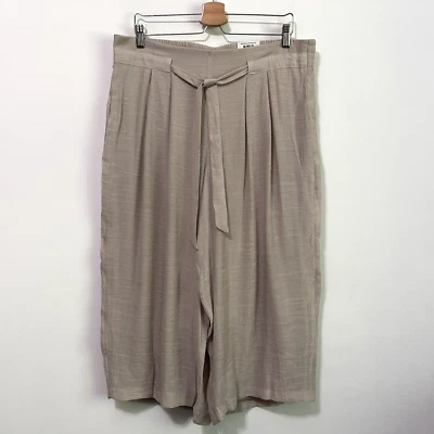 JM Collection Pull On Capri Pants OX Plus Sugar Sand Tan Lined Drawstring NEW - Image 1 of 4