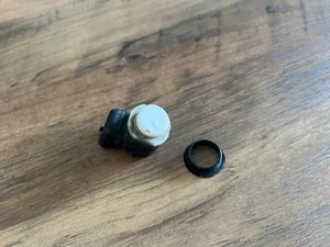 BMW 5 6 X3 X5 X6 E60 E61 E63 E64 E83 E70 E71 E72 Genuine PDC Parking Sensor - Foto 1 di 10