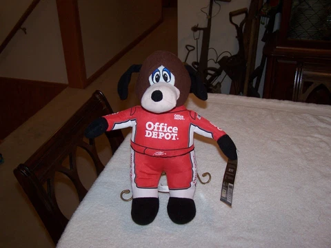 NASCAR Tony Stewart #14 Office Depot Plush Hound Dog New With Tag Cover
