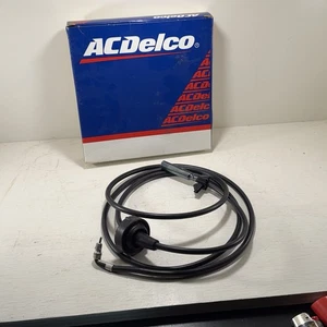 New GM 15573236 Cable Assembly, Radio Antenna Extension 1988-1993 Chevrolet GMC - Picture 1 of 8