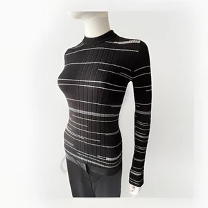 NWOT Elie Tahari Long Sleeve Ribbed Body Sleeve Top Small Black W/ White Strikes - Picture 1 of 6