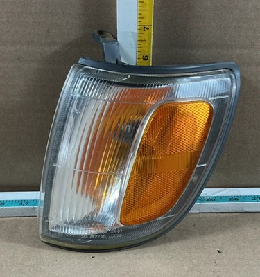 Luz intermitente esquina delantera izquierda/del lado del conductor Toyota 4Runner 1996-1998 OEM Foto 1 de 4