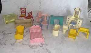 Vintage 1950’s Renwal Ideal Plastic Dollhouse Furniture 15 Piece Mixed Lot - Picture 1 of 24