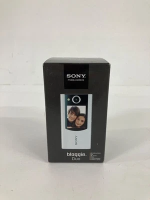 Cámara Snap Sony Bloggie Duo MHS-FS2/VC Mobile HD, Blanca, Nueva en caja Foto 1 de 4