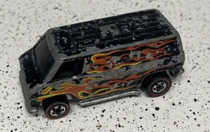 Hot Wheels Redline Flying Colors Super Van 1975 Hong Kong Base - Picture 1 of 5