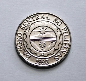 1 Piso Philippines 1993 - Birth Year - Birthday - Present #2481 - Picture 1 of 2