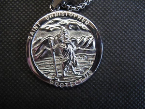 SILVER TONE METAL SAINT CHRISTOPHER PENDANT WITH CHAIN - Picture 1 of 2