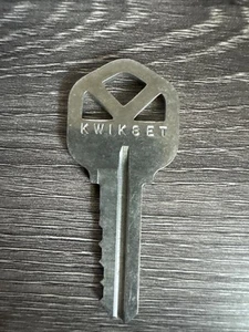 Vintage Kwikset Key - Picture 1 of 8