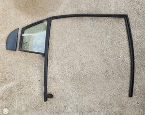 06-11 Hyundai Accent GLS Sedan passenger right rear 1/4 panel window 43r-000381 - Imagen 1 de 12