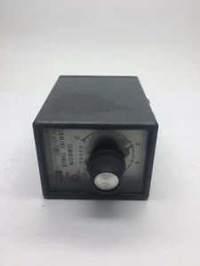 Temporizador de 7 horas Omron SUBMINY STP-NMH 240vAC 8 pines retardo de tiempo - Imagen 1 de 6
