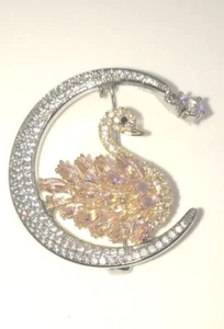 Mondsichel mit rosa & Goldstein Schwan Brosche/Anstecknadel Edelsteine 2" Pre- love. @PK - Bild 1 von 4