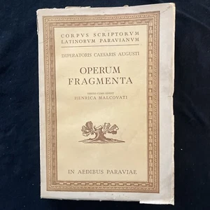 Operum Fragmenta, A Body Of Works By Caesar Augustus - 1947 Italian Paperback - Picture 1 of 12