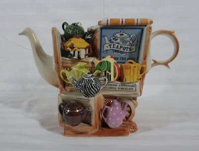 RARE! CARDEW TEAPOTS THROUGH THE AGES MERCHANT STALL LARGE TEAPOT LE #582 / 5000 - Image 1 of 4