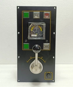 Unidad de palanca de control de paso KaMeWa CPP con consola marina DEIF XL72 101008078.10 - Imagen 1 de 12