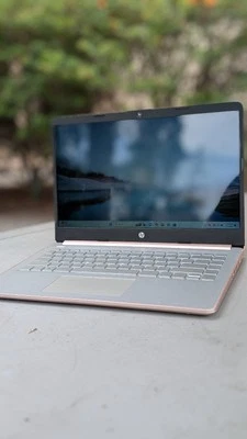 Slim and compact laptop, SSD, DDR4  - Image 1 of 4