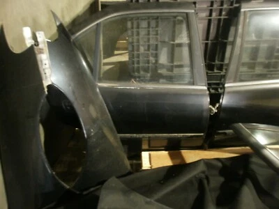 1998 1999 2000 2001 NISSAN ALTIMA RT PASSENGER RIGHT REAR DOOR ** PICK UP ONLY * - Image 1 of 2