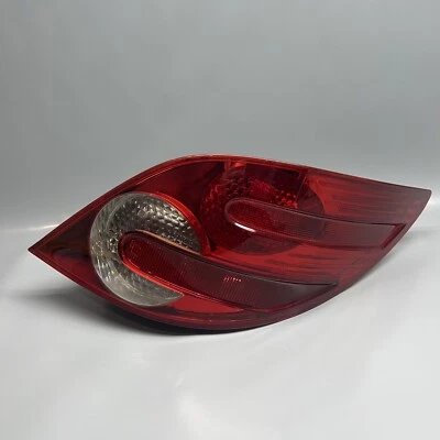 MERCEDES BENZ R500 TAIL LIGHT RIGHT PASSENGER 2006 2007 2008 2009 A2518200464 - Image 1 of 4