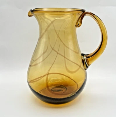 Jarra de vidrio mexicano soplado a mano hecha a mano, ámbar con remolinos marrones Foto 1 de 4