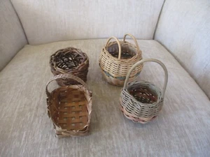 Lot Of 4 Vintage Mini Woven Wicker Baskets in Different Styles & Handles - Picture 1 of 18