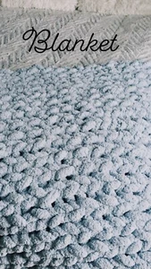 Handmade Chunky Knit Baby Toddler Blanket 30" x 42" Super soft, warm gift, new - Picture 1 of 5