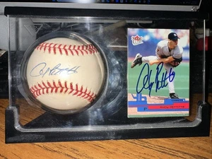 Gorgeous OML Ball and Card Signed by Andy Pettitte Yankees Astros - Picture 1 of 2