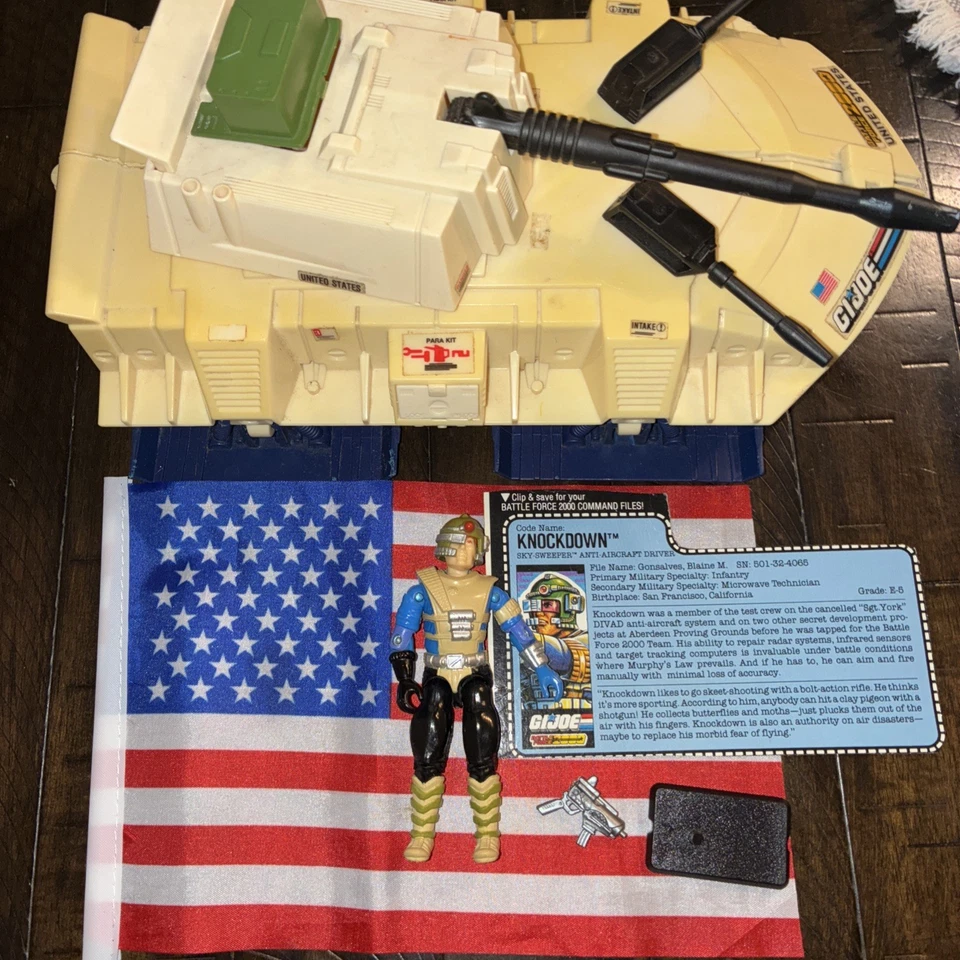 Tanque de nieve Battle Force 2000 Dominator 1987 GI Joe Hasbro de colección + 1987 KNOCKDOWN Foto 1 de 4